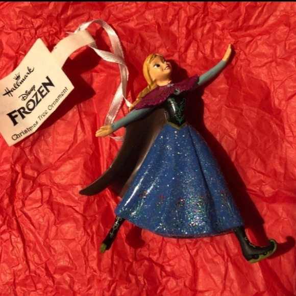 2 NWT Disney Hallmark Frozen Anna and Elsa Christmas tree ornaments - Picture 4 of 5